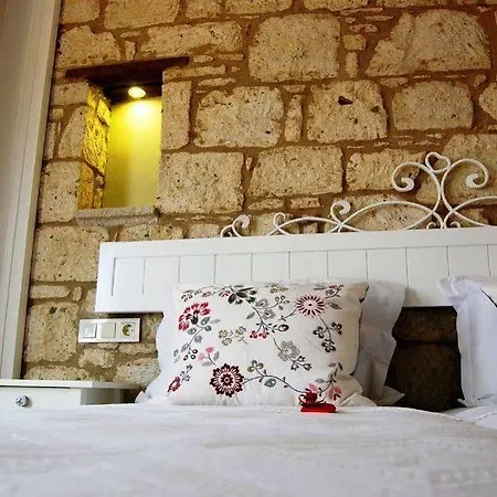 Vodina Hotel 2*