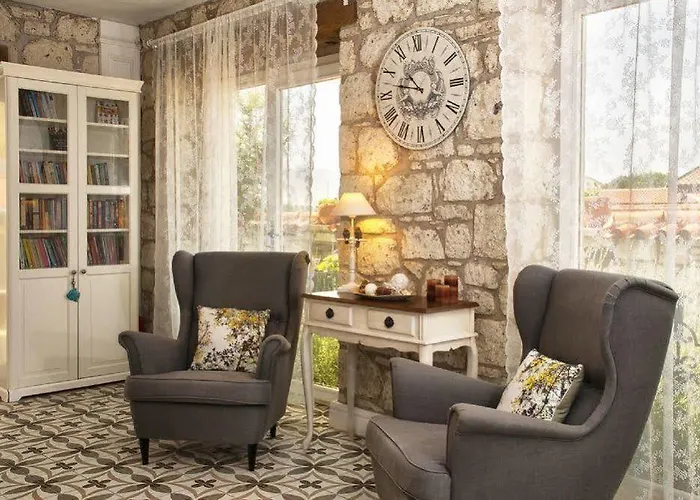 Vodina 2* Алачати