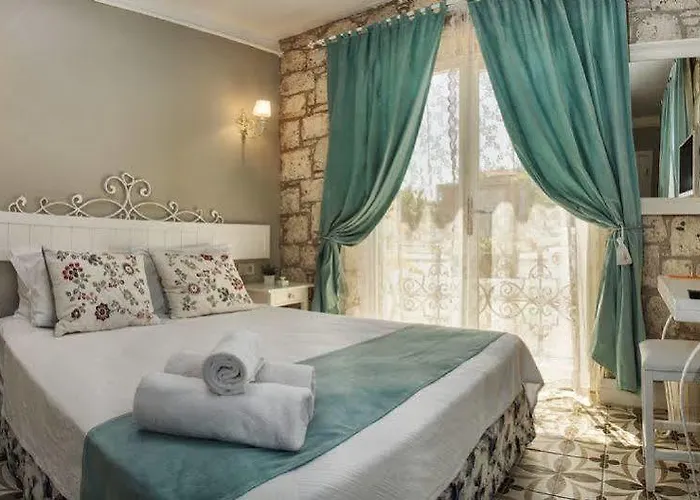 Vodina Отель Алачати