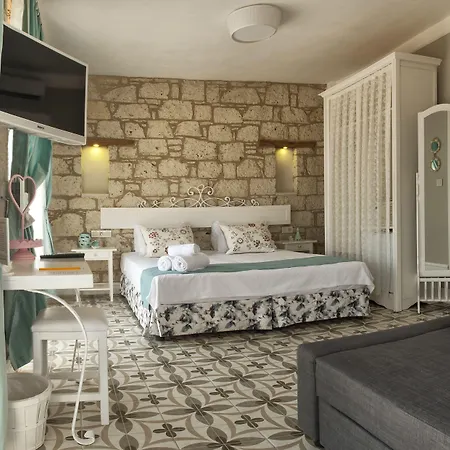 Vodina Hotel