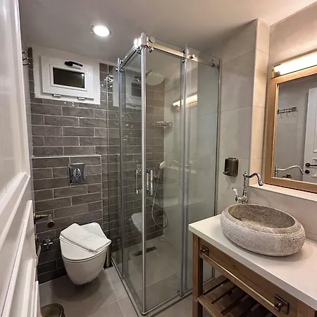 Hotel Vodina 2*