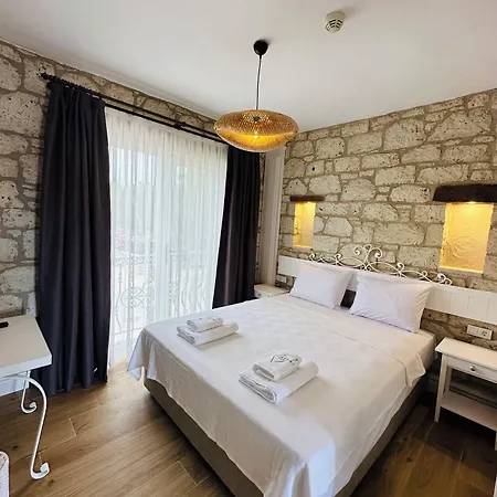Vodina Hotel