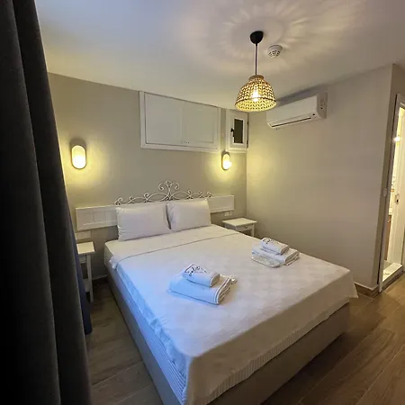 Vodina Hotel